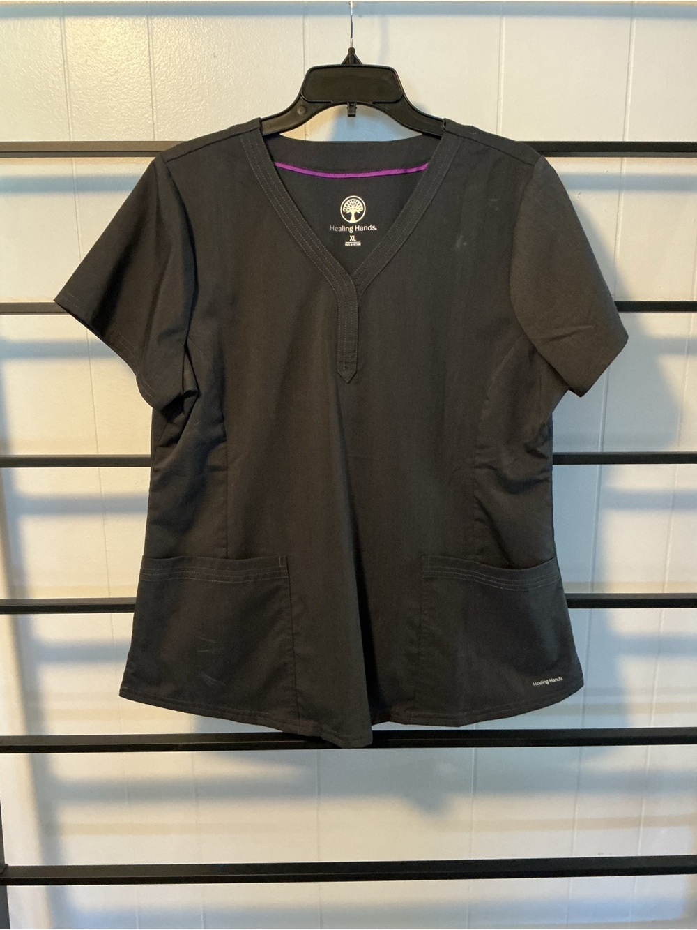 EUC Women’s Healing Hands Pewter V Neck 2167 Jane Scrub Top, A20